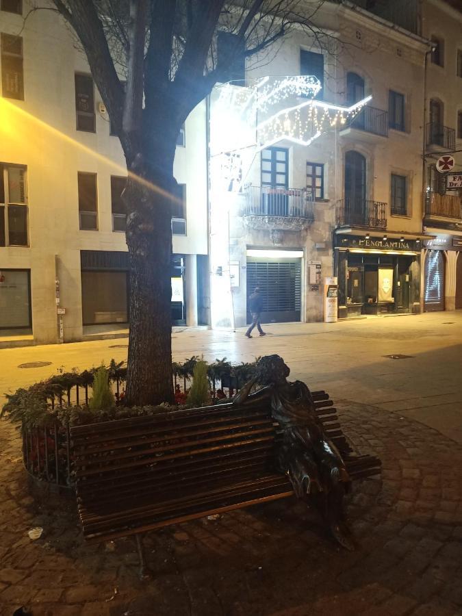 Habitacio Polivalent Al Centre De Manresa Lägenhet Exteriör bild